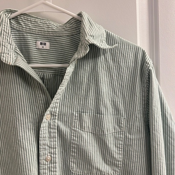 Uniqlo Striped Button Down - Picture 1 of 6